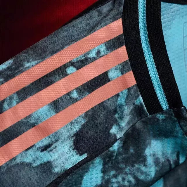 Camiseta Bayern de Munique Jugador 24-25 - Segunda Equipación