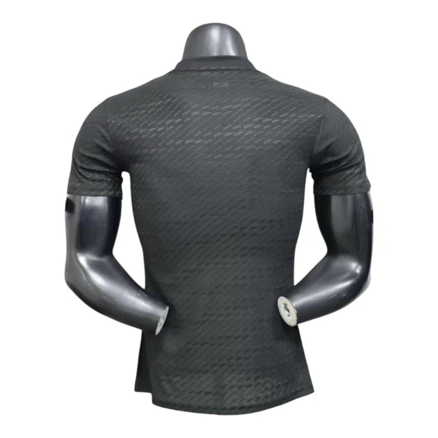 Camiseta Pre-Partido Real Madrid Marvel Avengers Jugador 25/26 (Blanco/Amarillo)