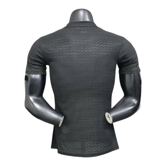 Camiseta Pre-Partido Real Madrid Marvel Avengers Jugador 25/26 (Blanco/Amarillo)
