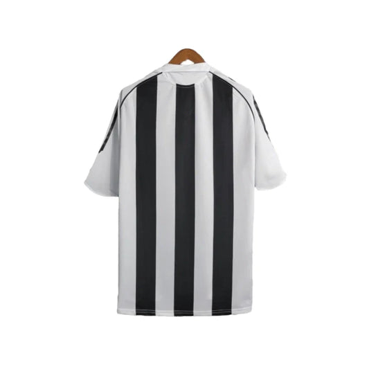 Camiseta Retro Newcastle 04/06
