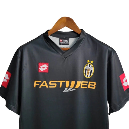 Retro Juventus 2001-2002 - Segunda Equipación