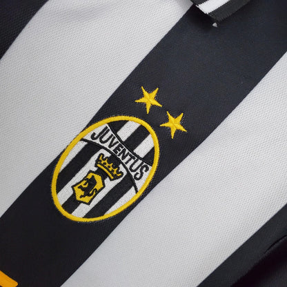 Camiseta Retro Juventus 2001/2002 - Primera Equipación