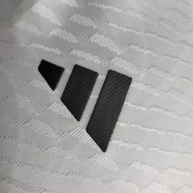 Camiseta Flamengo 24-25 - Segunda Equipación