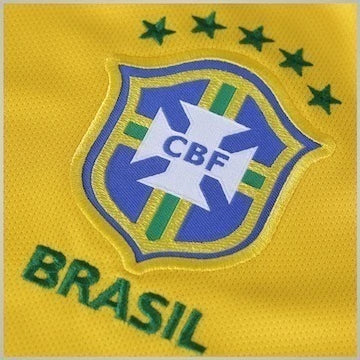 Retro Seleção Brasileira 2016-17 - Primera Equipación