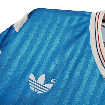 Retro Marseille 1990