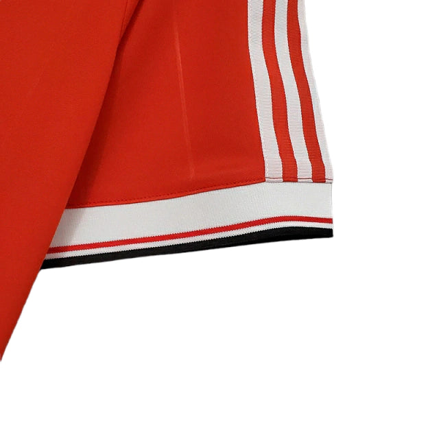 Retro Manchester United 1983-1984