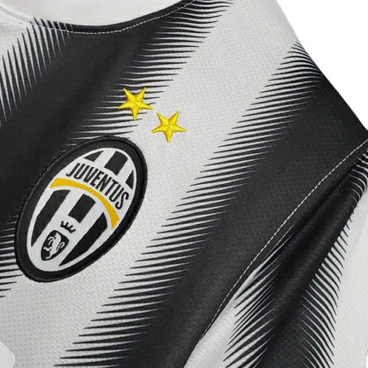 Camiseta Retro Juventus 2011/2012