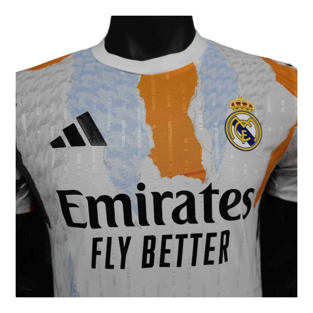 Camiseta Pre-Partido Real de Madrid Jugador 24-25