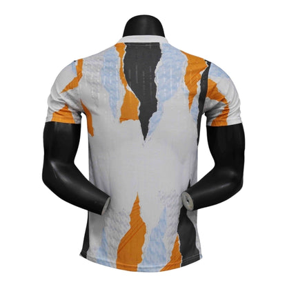Camiseta Pre-Partido Real de Madrid Jugador 24-25