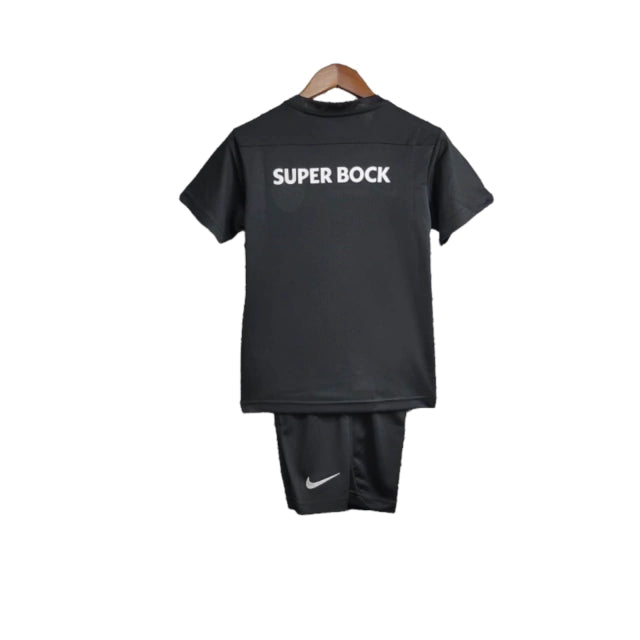 Conjunto Infantil Sporting Lisboa 24-25 - Tercera Equipación