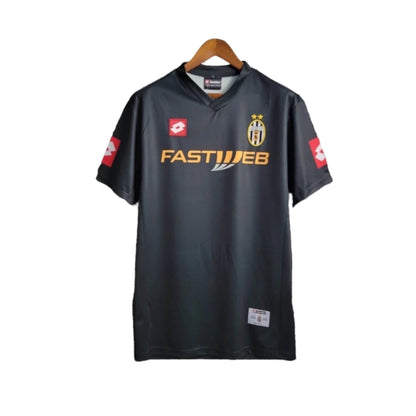 Retro Juventus 2001-2002 - Segunda Equipación