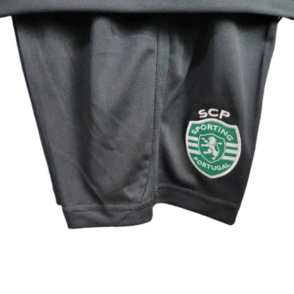 Conjunto Infantil Sporting Lisboa 24/25 - Tercera Equipación
